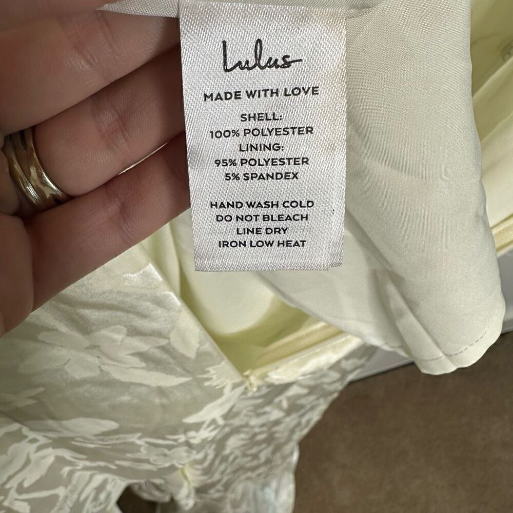 Lulus NWT Love It Ivory Satin Floral Jacquard Asymmetrical Midi Dress Medium (R1 - Picture 8 of 9